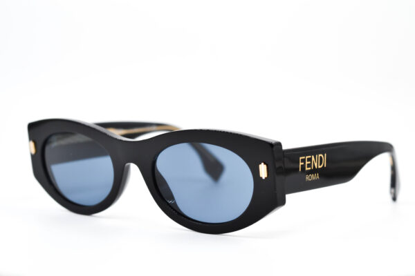 Fendi Round Black